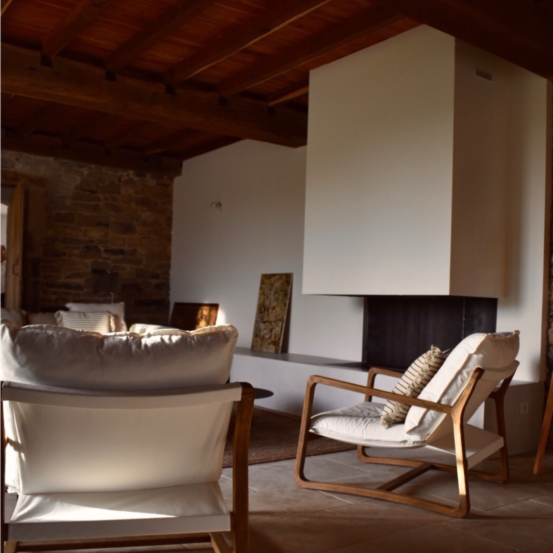 Maison JA — Living cheminée